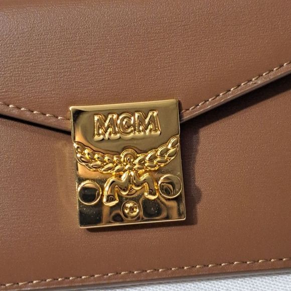 Authentic New MCM Tracy Zip Card Case in Spanish Leather - Picture 11 of 16